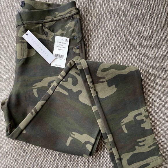 Nwt Sanctuary Camo Leggings 